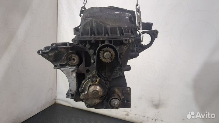 Блок цилиндров Renault Trafic, 2004