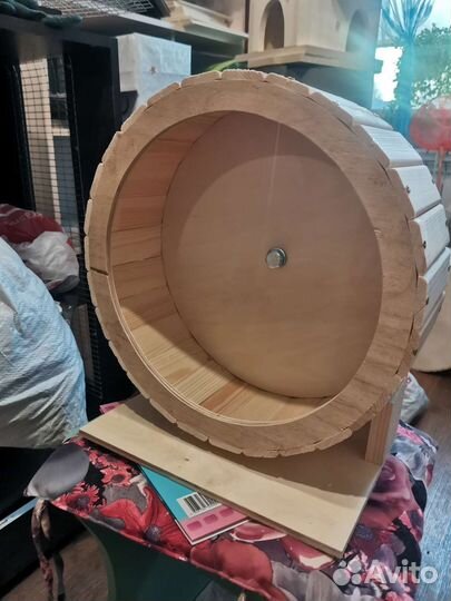 Беговое колесо для грызунов /кошек на подставке