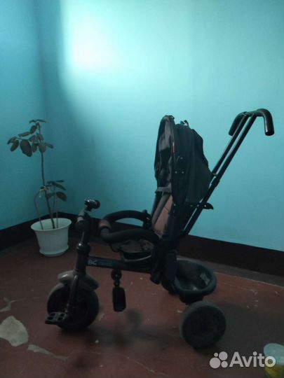 Велосипед коляска с родительской ручкой