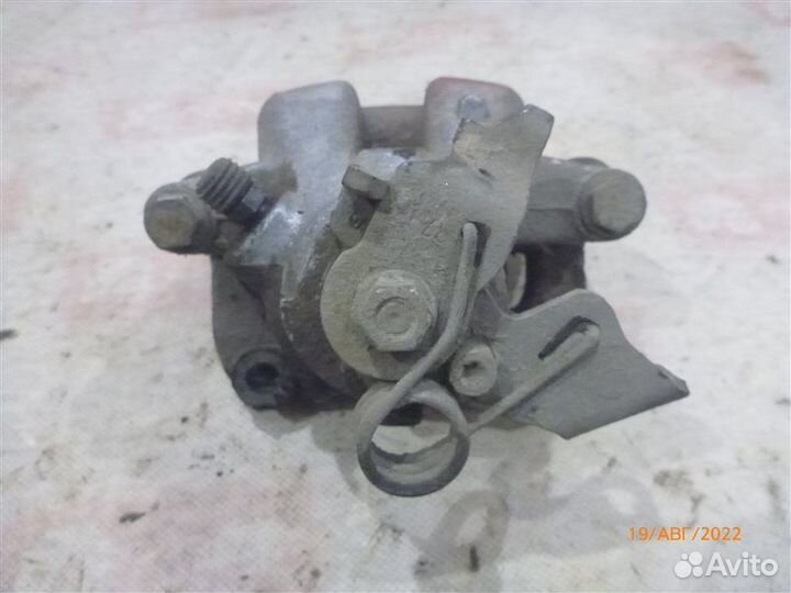 Суппорт задний правый Peugeot 308 4A/C EP6 2008