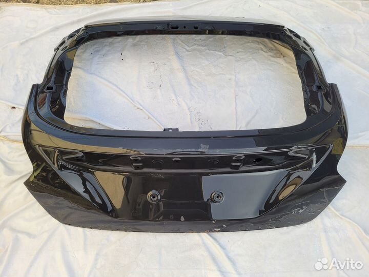Крышка багажника Ford focus 3 2011-2015