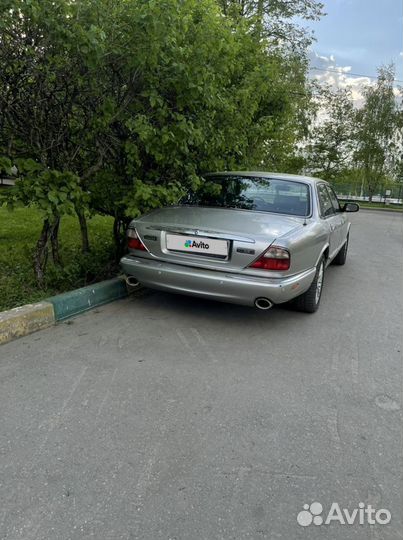 Jaguar XJ 3.2 AT, 2000, битый, 199 999 км