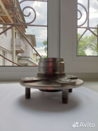 Ступица задняя оригинал Nissan