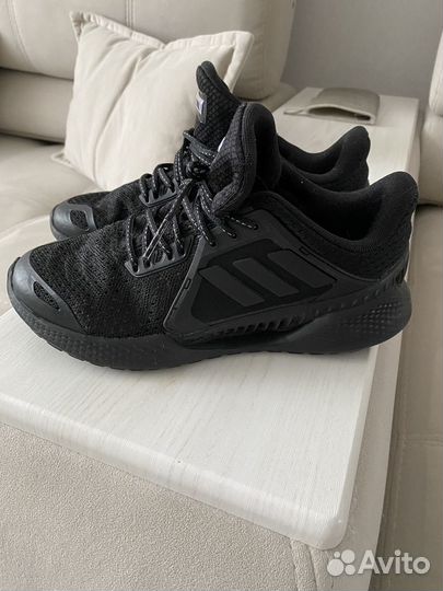 Кроссовки adidas