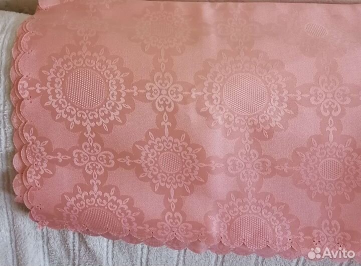 Скатерть новая