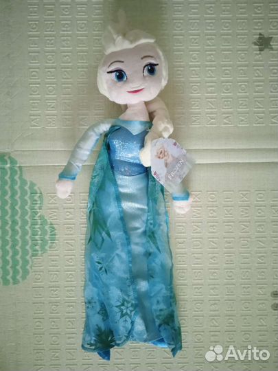 Куклы Эльза и Анна из м/ф Холодное сердце