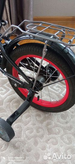 Детский четырехколесный велосипед бу