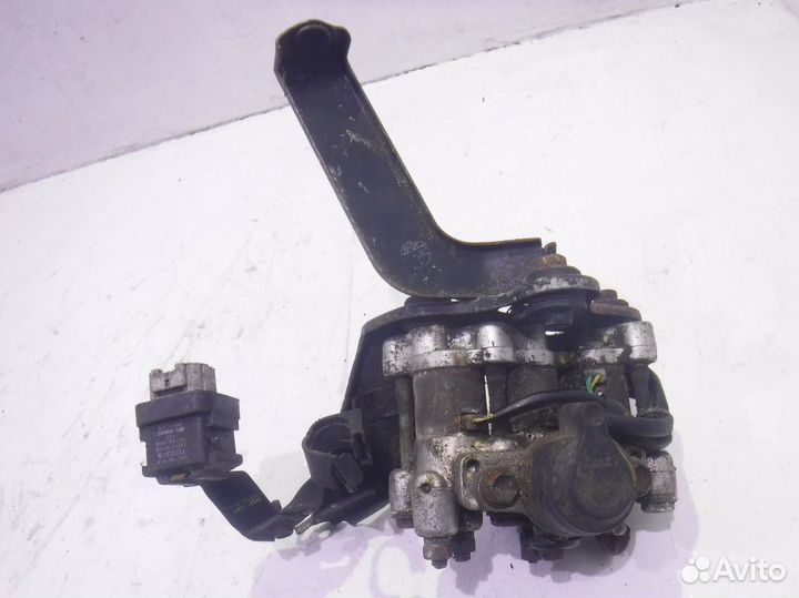 Распределитель тормозных усилий