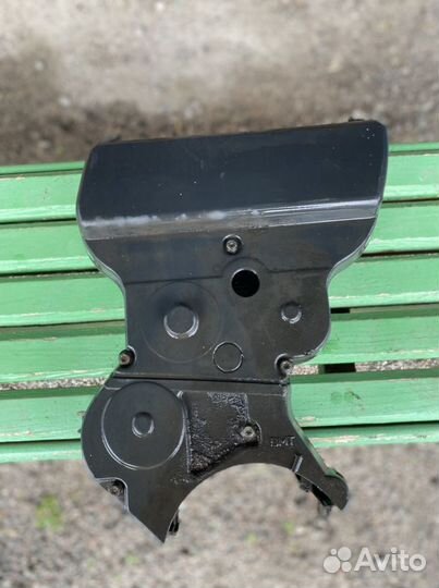 Впускной коллектор, кожух грм (Приора)