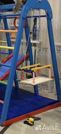 Детский игровой спортивный комплекс с горкой