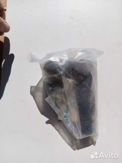 Патрубок вентиляции картерных газов Audi, VW