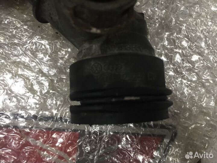 Фланец системы охлаждения Гольф 6