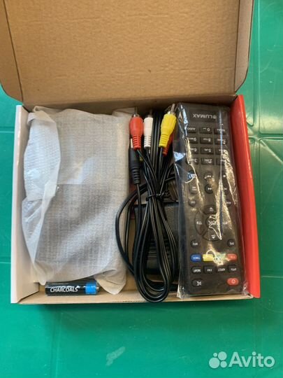 Тв-приставка lumax DV-2108HD