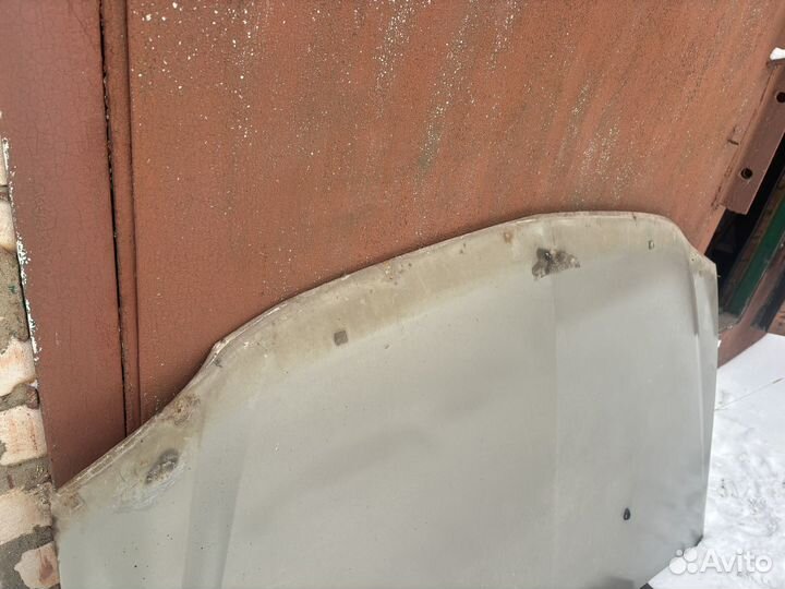 Капот на renault logan 1