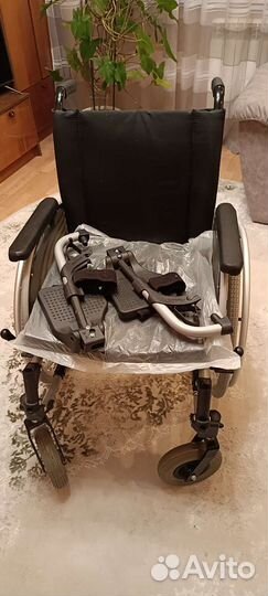 Новая инвалидная коляска