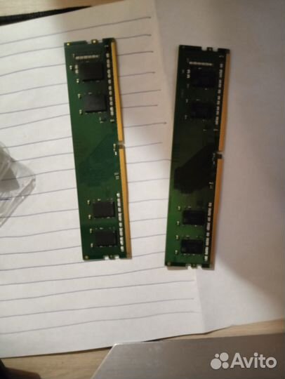 Материнская плата с процессором и памятью