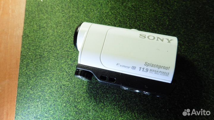 Экшн камера Sony HDR-AZ1