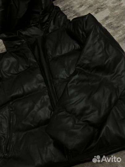 Кожаная зимняя куртка