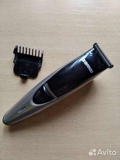 Машинка для стрижки Gemei GM-822