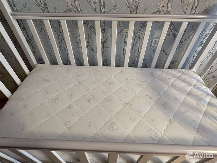 Кроватка детская