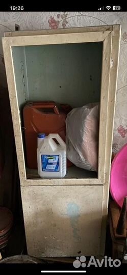 Шкаф металический