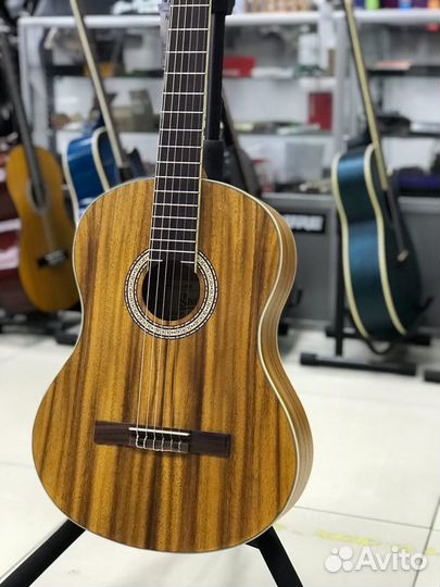 Sevillia IC-140K NS классическая гитара