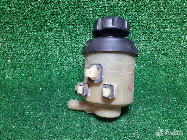 Бачок гур Hyundai Solaris I (2010—2014)