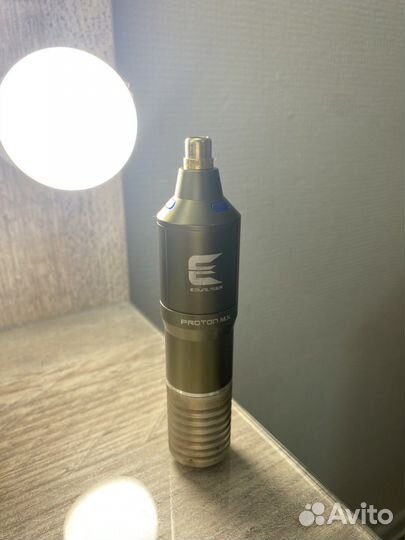 Машинка для перманентного макияжа Kwadron