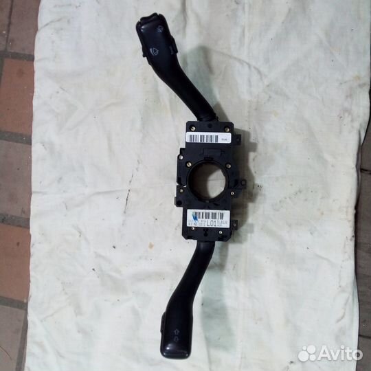 Audi/Skoda/VW блок подрулевых 8L0953513G переключа