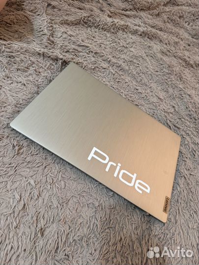 Продам ноутбук