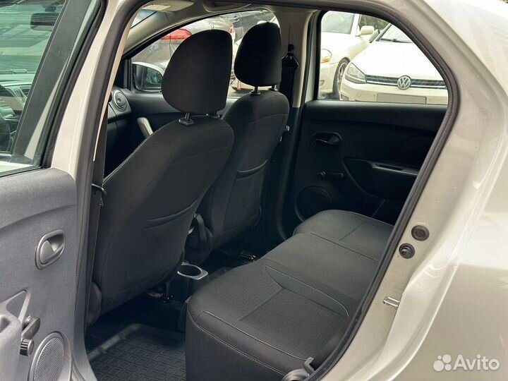 Renault Logan 1.6 AT, 2021, 140 000 км