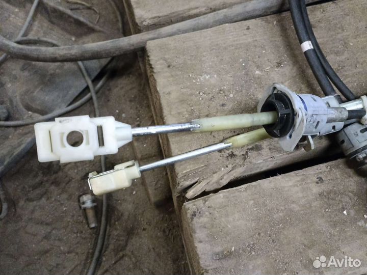 Троса МКПП hyundai solaris 2011 1.6