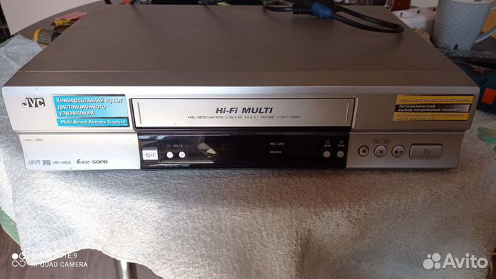 HI-FI stereo Видеомагнитофон JVC HR-V605