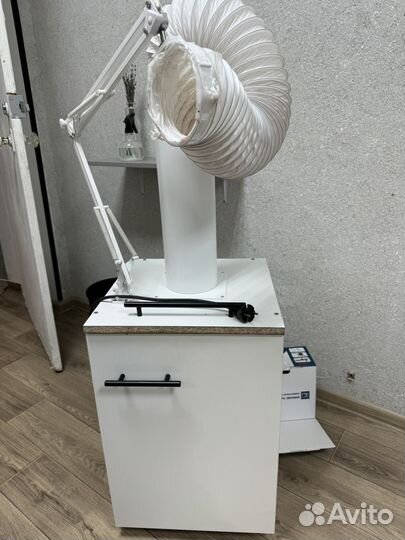 Вытяжка для маникюра и педикюра