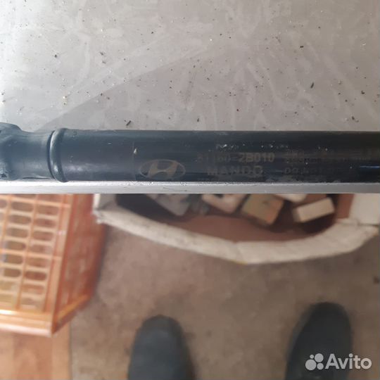 Амортизаторы капота Hyundai Santa Fe 811602B010