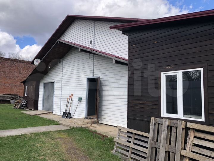 Производство, здание 196 м²