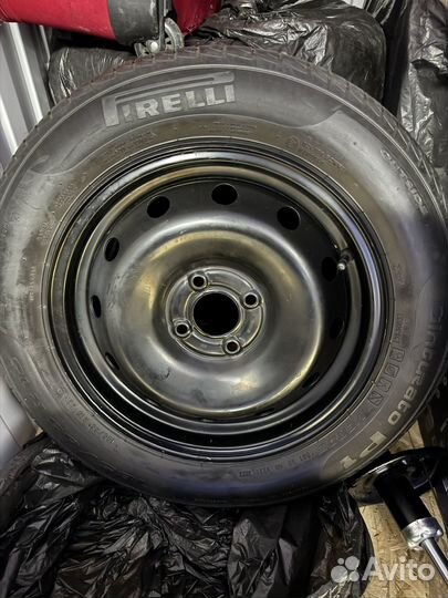 Pirelli Cinturato P1 185/65 R15