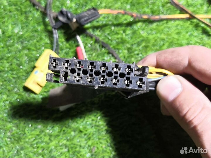 Проводка крышки багажника Volvo 850 универсал