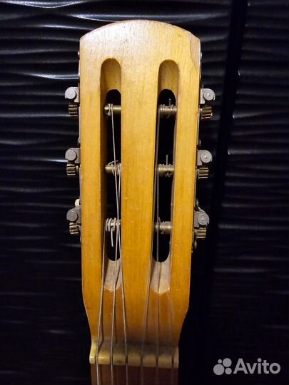 Гитара 6ти струнная