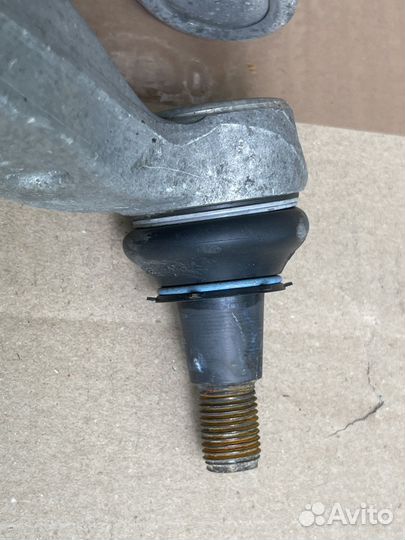 Рычаги передней подвески Audi A4, A5, Q5