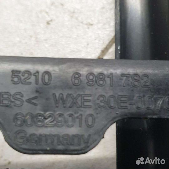 Пластик салазок сиденья BMW 5 F10/F11/GTF07 2011г