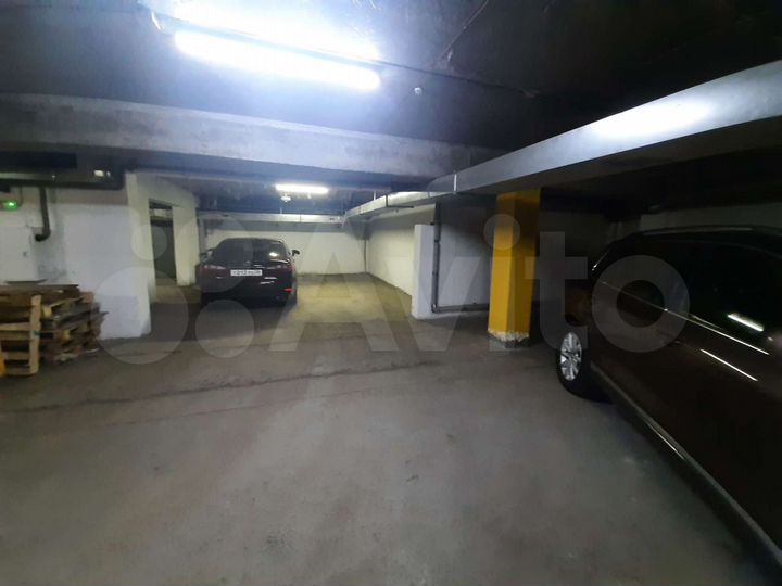 Машиноместо, 17 м²