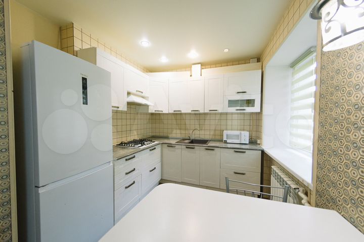 2-к. квартира, 55 м², 1/5 эт.