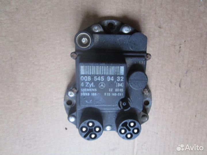 Коммутатор зажигания w124 E-class 102.982 1993