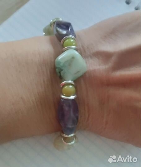 Бусы, браслеты, серьги из натуральных камней