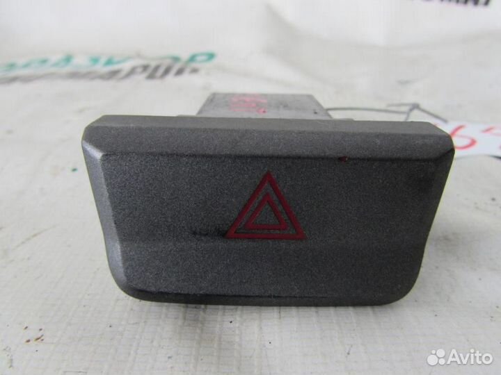 Кнопка аварийной сигнализации для Hyundai Accent 2