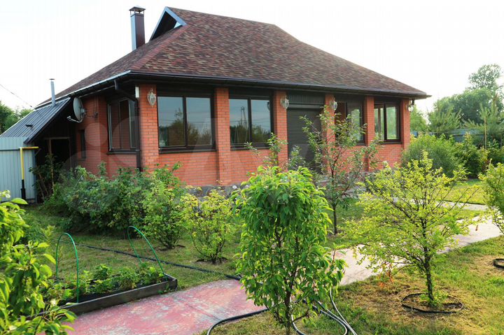 Коттедж 230 м² на участке 25 сот.