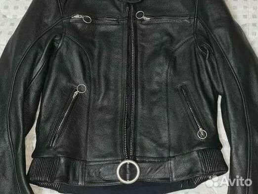 Мотокуртка кожаная женская