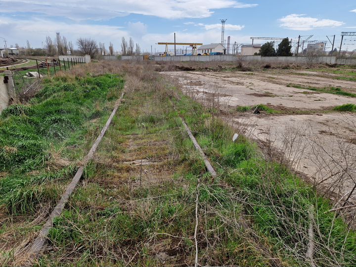 Участок 1,05 га (промназначения)