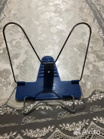 Подставка для книг